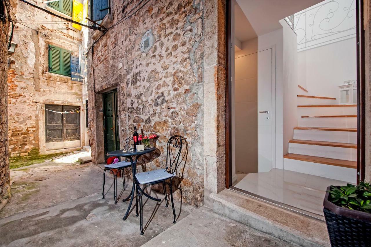 Studio Apartment Lily Rovinj Zewnętrze zdjęcie
